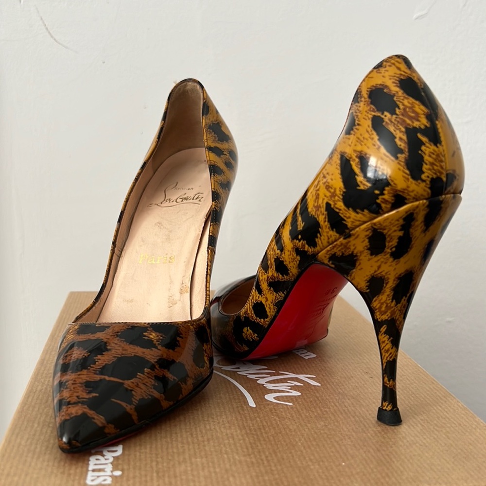 Cheetah Christian Louboutin, Great condition barely worn.